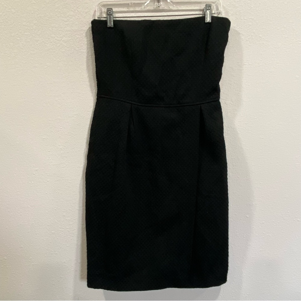 Zara Basic Black Textured Strapless Dress -‎ Size L (US)